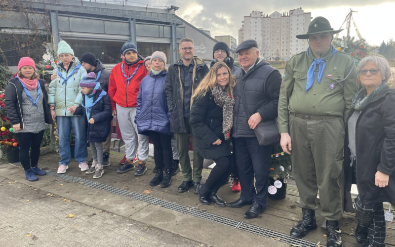 uczestnicy dekorowania